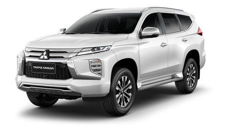 Tapis en moquette de voiture Mitsubishi Pajero