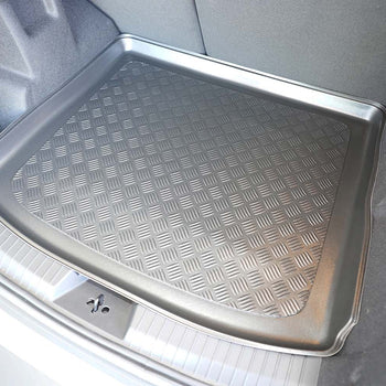 Tapis de coffre Dacia Duster III Hybrid, carrosserie suv, fabrication 06.2024 - présent, 4x2, coffre supérieur, plancher variable en la position la plus haute | 193067BSC