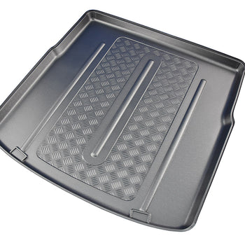 Tapis de coffre Suzuki Swace Hybrid, carrosserie break, fabrication 11.2020 - présent, coffre supérieur, plancher de coffre plat | 193388BSC