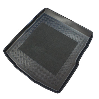 Tapis de coffre Volkswagen Passat B8, carrosserie sedán, fabrication 12.2014 - 12.2021, coffre supérieur, la roue complète- normal | 193413