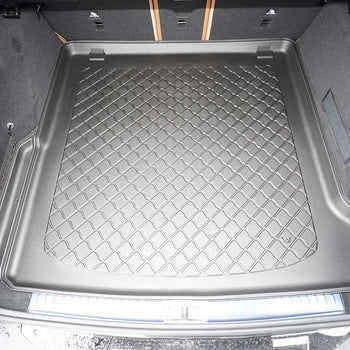 Tapis de coffre Mercedes Classe E W214 T-Modell, carrosserie break, fabrication 08.2023 - présent, ne correspond pas au phev, avec cavité gauche amovible | 194031GRD