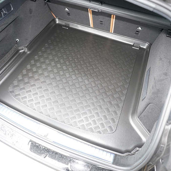 Tapis de coffre Mercedes Classe E W214 T-Modell, carrosserie break, fabrication 08.2023 - présent, ne correspond pas au phev, avec cavité gauche amovible | 194031BSC