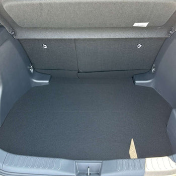 Tapis de coffre Toyota C-HR II Hybrid 2.0 Dynamic Force 4x4, carrosserie suv, fabrication 01.2024 - présent, avec cavité amovible pour le subwoofer, ne correspond pas au phev | 194285BSC