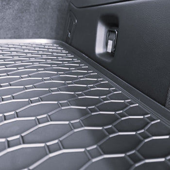 Tapis de coffre Mazda CX -80 PHEV, carrosserie suv, fabrication cx-80 phev, 6-7 places, 3e rangée abaissée | 420104