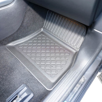 Tapis avec bords relevés Mercedes EQA, fabrication 03.2021 - présent, carrosserie suv | 604006
