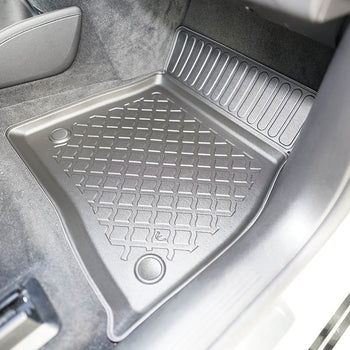 Tapis avec bords relevés Mercedes EQS X296, fabrication 12.2022 - présent, carrosserie suv sans 3 ème file de sièges | 604024