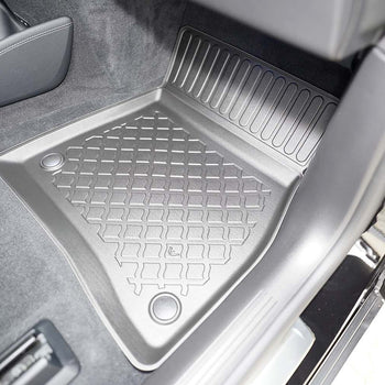 Tapis avec bords relevés Mercedes EQE X294, fabrication 05.2023 - présent, carrosserie suv | 604027