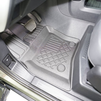 Tapis avec bords relevés Land Rover Defender 130, fabrication 01.2020 - présent, carrosserie suv 7 places, sans 3 ème file de sièges | 604166