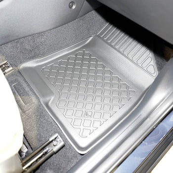 Tapis avec bords relevés Hyundai Kona II Hybrid, fabrication 04.2023 - présent, carrosserie suv ne correspond pas au modèle électrique | 604223