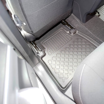 Tapis avec bords relevés Toyota Prius V PHEV, fabrication 07.2023 - présent, carrosserie berline | 604281