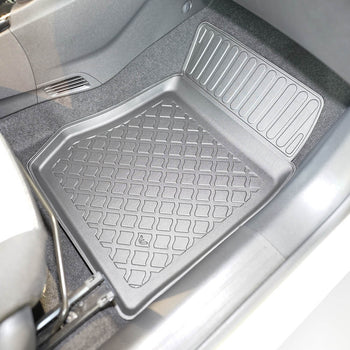 Tapis avec bords relevés Peugeot 208 Hybrid, fabrication 09.2023 - présent, carrosserie berline | 604431