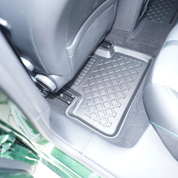 Tapis avec bords relevés Peugeot 308 III Hybrid (MHEV), fabrication 09.2023 - présent, carrosserie berline | 604490