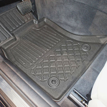 Tapis avec bords relevés BMW Série 5 F10, fabrication 2013 - 01.2017, carrosserie sedán facelift, avec x-drive | 602066