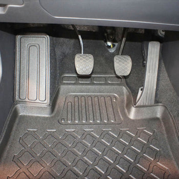 Tapis avec bords relevés Ssang Yong XLV Tivoli , fabrication 08.2016 - 09.2019, carrosserie suv #4