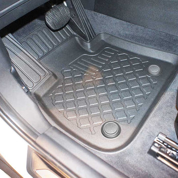 Tapis avec bords relevés BMW Série 2 F46 Gran Tourer, fabrication 03.2015 - présent, carrosserie van 5-7 places, sans 3 ème file de sièges | 603167