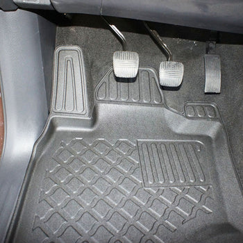 Tapis avec bords relevés Nissan Navara, fabrication 01.2016 - présent, carrosserie pick-up cabine double | 603274
