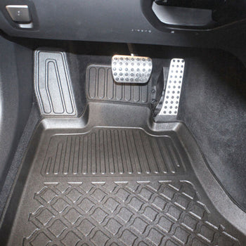 Tapis avec bords relevés Mercedes Classe C W205, fabrication 03.2014 - 11.2020, carrosserie sedán #2