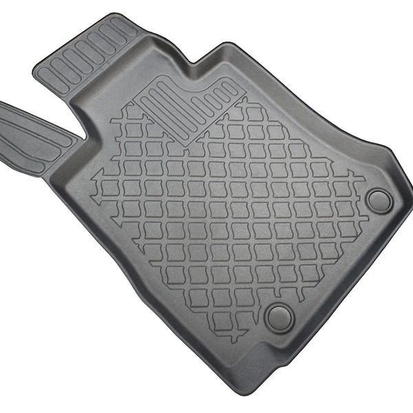 Tapis avec bords relevés Mercedes GLC Coupe C253, fabrication 09.2016 - 2023, carrosserie coupé c253, inclusivement facelift | 603351