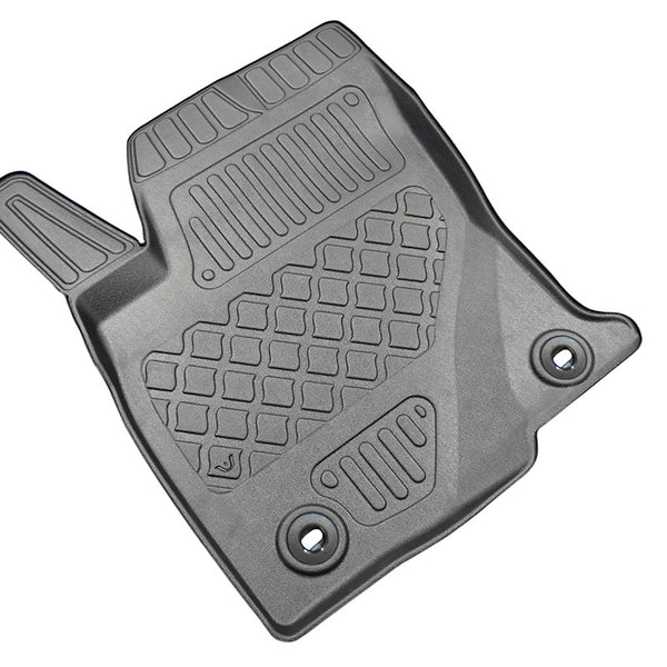 Tapis avec bords relevés Toyota Hilux, fabrication 09.2016 - présent, carrosserie pick-up cabine double | 603380