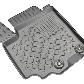 Tapis avec bords relevés Suzuki Vitara, fabrication 03.2015 - 2019, carrosserie suv | 603590