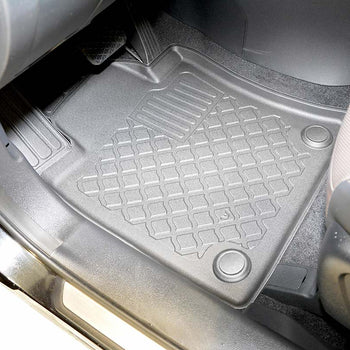 Tapis avec bords relevés KGM Korando, fabrication 2025 - présent, carrosserie suv ne correspond pas au modèle électrique | 603735