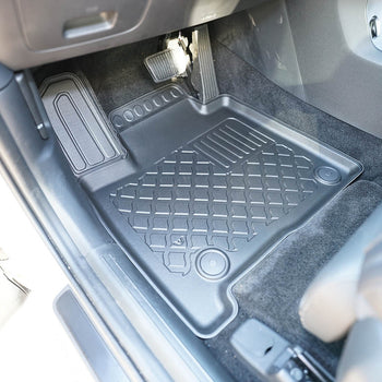 Tapis avec bords relevés Hyundai Santa Fe V (MX5) HEV, fabrication 07.2024 - présent, carrosserie suv 5-7 places, sans 3 ème file de sièges | 604227
