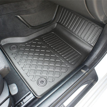 Tapis avec bords relevés BMW Série 5 F10, fabrication 2013 - 01.2017, carrosserie sedán facelift, sans x-drive | 602064