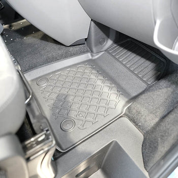 Tapis avec bords relevés Ford Tourneo Custom Facelift, fabrication 02.2018 - 06.2023, carrosserie van empattement l1 et l2, boîte de vitesse automatique | 653146