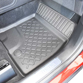 Tapis avec bords relevés Ford Kuga III, fabrication 04.2020 - présent, carrosserie suv ne correspond pas au phev | 603149