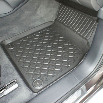Tapis avec bords relevés Audi Q8 4M, fabrication 07.2018 - présent, carrosserie suv 5-7 places, sans 3 ème file de sièges | 603213