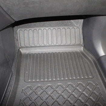 Tapis avec bords relevés Nissan X-Trail T32, fabrication 08.2014 - 12.2021, carrosserie suv 5-7 places, sans 3 ème file de sièges | 603271
