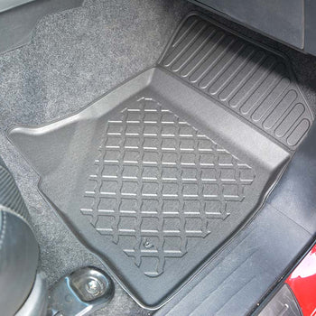 Tapis avec bords relevés Toyota Hilux, fabrication 09.2016 - présent, carrosserie pick-up cabine double | 603380