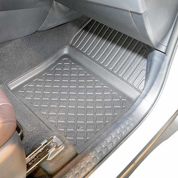 Tapis avec bords relevés Toyota C-HR Hybrid, fabrication 01.2017 - 12.2023, carrosserie suv ne correspond pas au phev | 603381