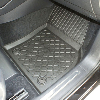 Tapis avec bords relevés Volkswagen Tiguan II, fabrication 05.2016 - 2024, carrosserie suv, facelift #2