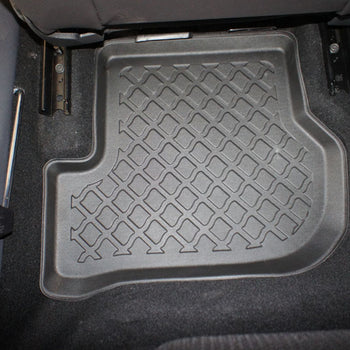 Tapis avec bords relevés Volkswagen Golf 5, fabrication 10.2003 - 2008, carrosserie berline | 602559