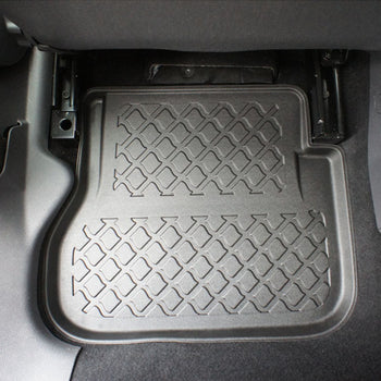 Tapis avec bords relevés Volkswagen Caddy Maxi, fabrication 2004 - 10.2020, carrosserie van 5 places | 602638