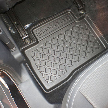 Tapis avec bords relevés Ssang Yong Tivoli, fabrication 03.2015 - 2019, carrosserie suv inclusivement facelift | 602737
