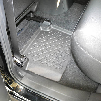Tapis avec bords relevés Mazda 2 III, fabrication 02.2015 - présent, carrosserie berline facelift | 603010