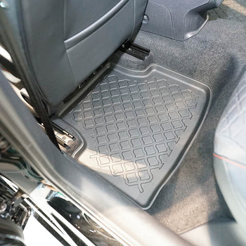 Tapis avec bords relevés Seat Leon IV KL, fabrication 03.2020 - présent, carrosserie break ne correspond mhev | 603081