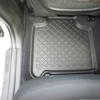 Tapis avec bords relevés BMW Série 2 F46 Gran Tourer, fabrication 03.2015 - présent, carrosserie van 5-7 places, sans 3 ème file de sièges | 603167