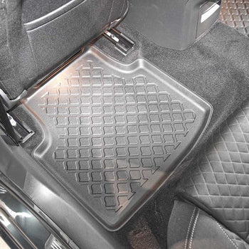 Tapis avec bords relevés Skoda Superb III, fabrication 09.2015 - 11.2023, carrosserie break inclusivement facelift | 603292