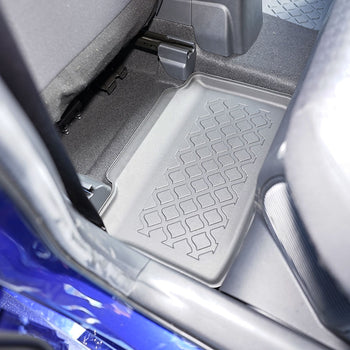 Tapis avec bords relevés Toyota Yaris IV, fabrication 09.2020 - présent, carrosserie berline #3