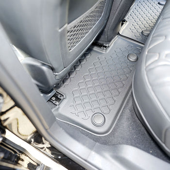 Tapis avec bords relevés Peugeot 3008 II Hybrid, fabrication 09.2019 - présent, carrosserie suv avec chaîne hi-fi focal | 603581