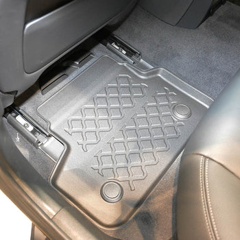 Tapis avec bords relevés BMW Série 5 G31, fabrication 05.2017 - présent, carrosserie break inclusivement facelift, x-drive et 2wd | 603623