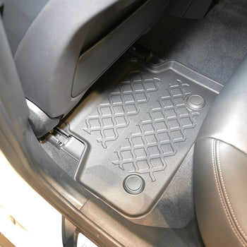 Tapis avec bords relevés BMW Série 5 G31, fabrication 05.2017 - présent, carrosserie break x-drive et 2wd | 603623