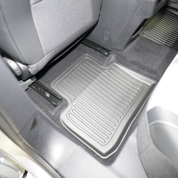 Tapis avec bords relevés Jeep Compass III e-Hybrid (MHEV), fabrication 05.2025 - présent, carrosserie suv ne correspond pas au modèle électrique | 604432