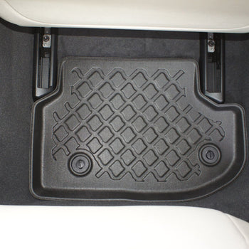 Tapis avec bords relevés BMW Série 5 F10, fabrication 2013 - 01.2017, carrosserie sedán facelift, avec x-drive | 602066