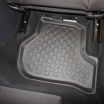 Tapis avec bords relevés Skoda Octavia II, fabrication 2004 - 04.2013, carrosserie break | 602559