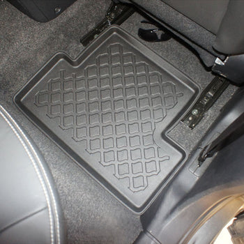 Tapis avec bords relevés Nissan Qashqai I, fabrication 02.2007 - 01.2014, carrosserie suv #1