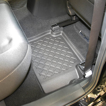 Tapis avec bords relevés Mazda 2 III, fabrication 02.2015 - présent, carrosserie berline facelift | 603010